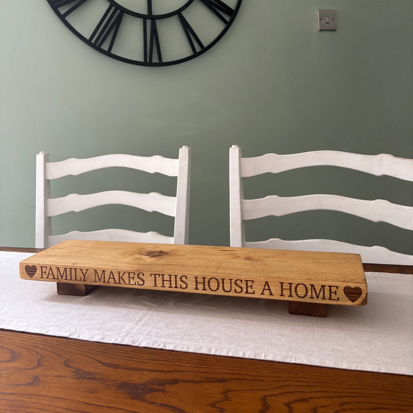 ‘Family Makes This House a Home’ Table Centrepiece