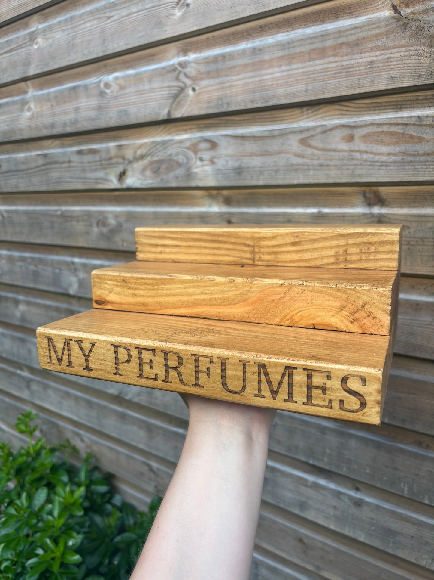 Engraved Perfume Shelf Stand