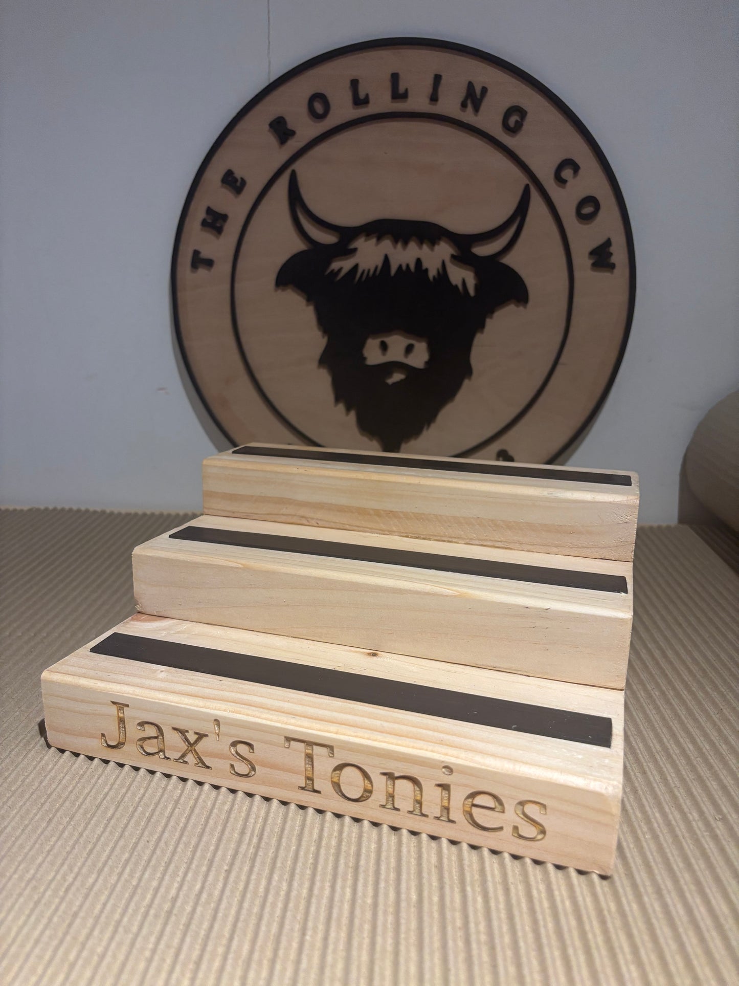 Small Engraved Tonies Character Shelf Stand