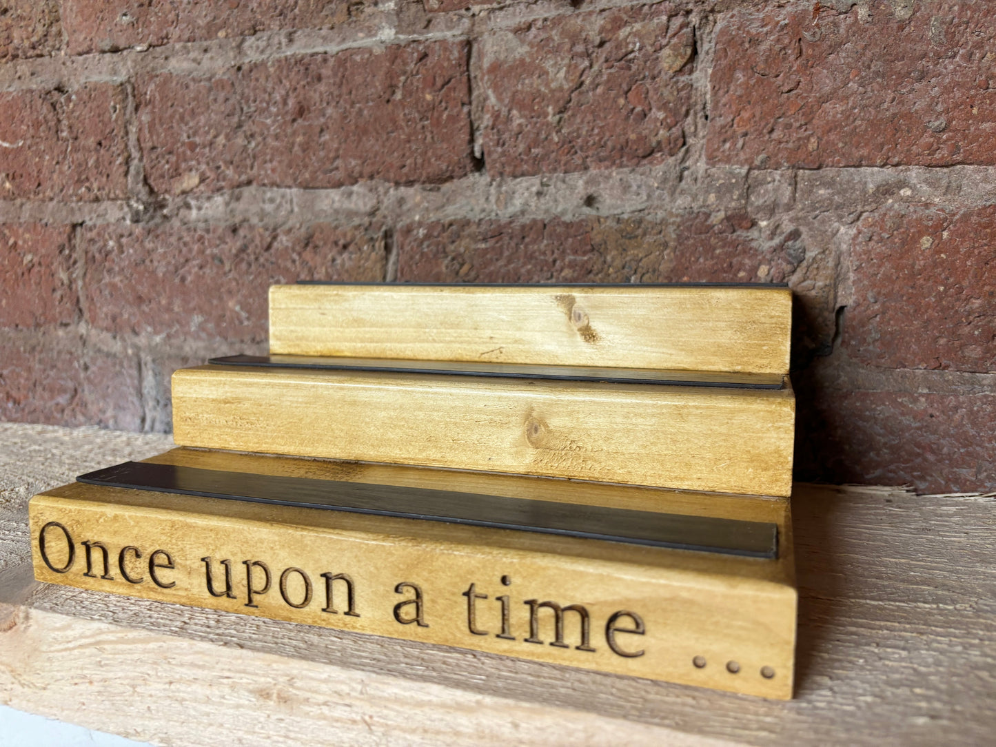 Engraved Tonies Character Stand