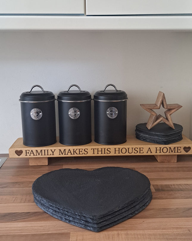 ‘Family Makes This House a Home’ Table Centrepiece