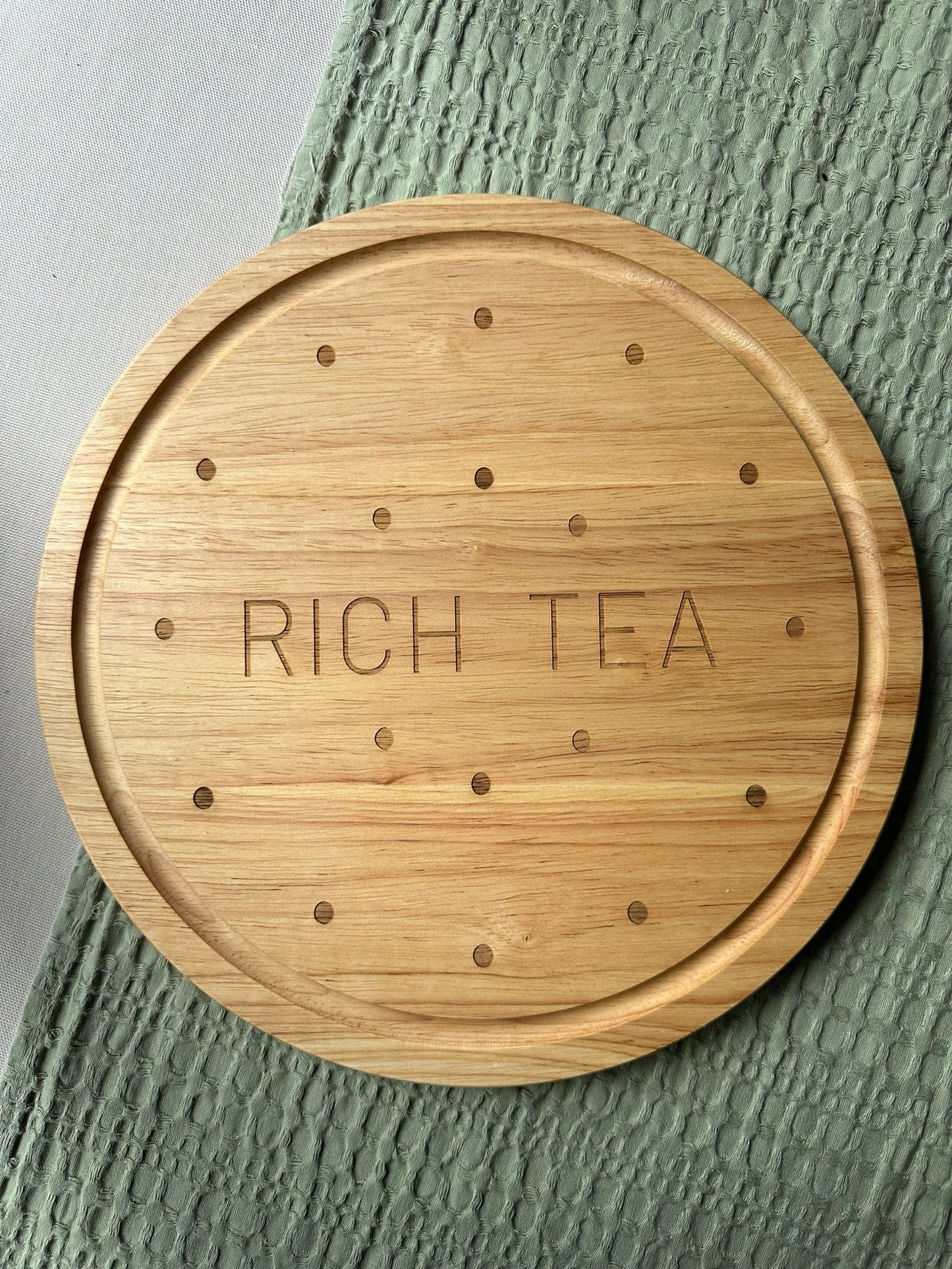 Biscuit Chopping Board