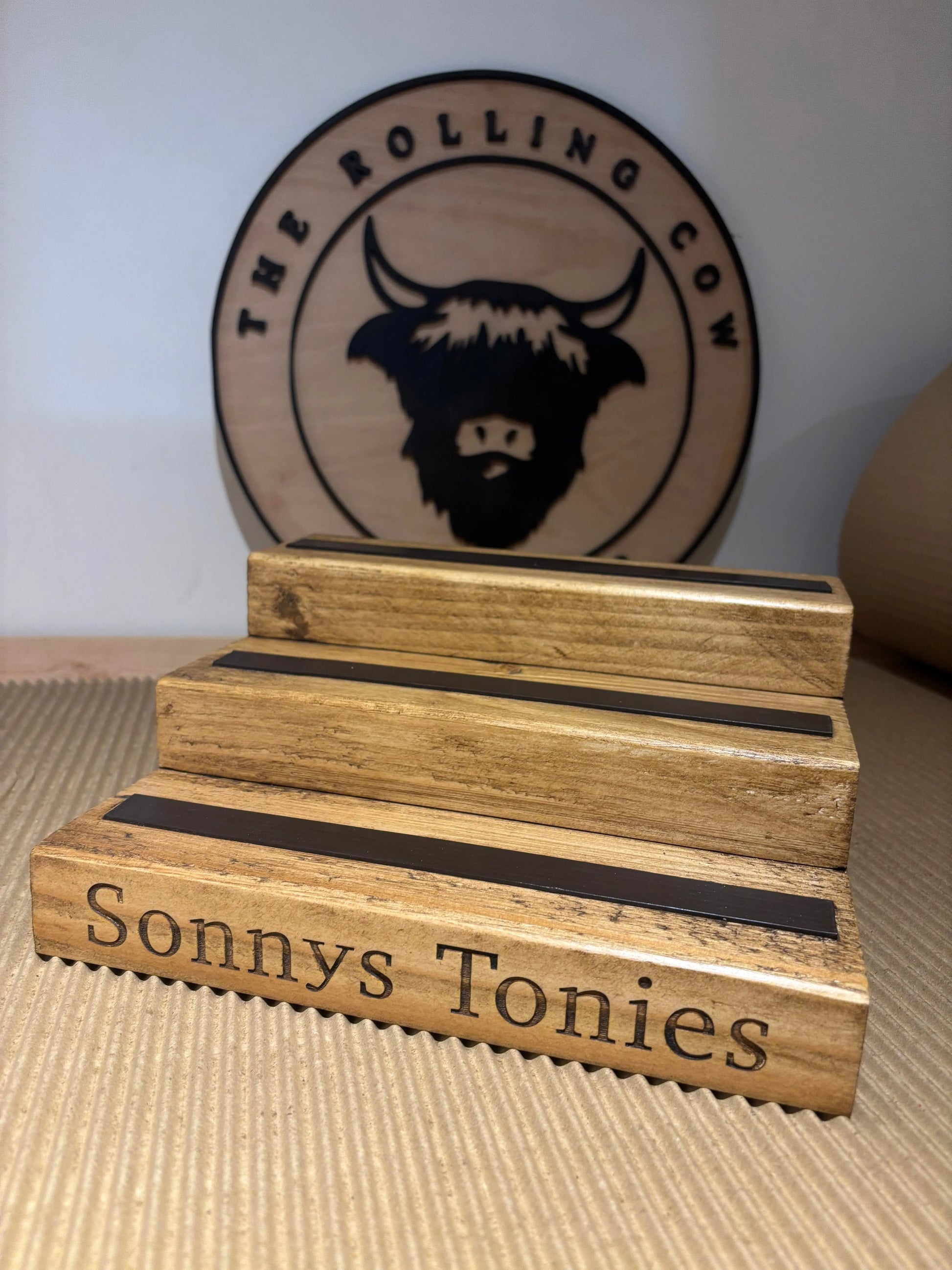 Small Engraved Tonies Character Shelf Stand The Rolling Cow