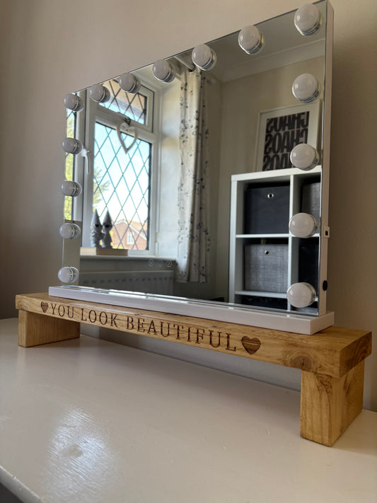 Engraved Dressing Table Mirror Stand