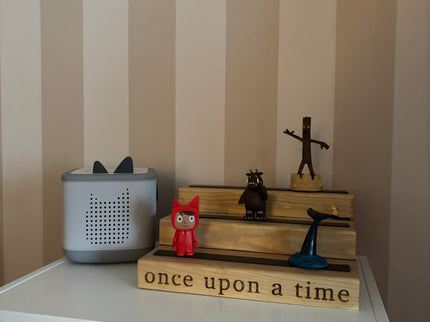 Small Engraved Tonies Character Shelf Stand