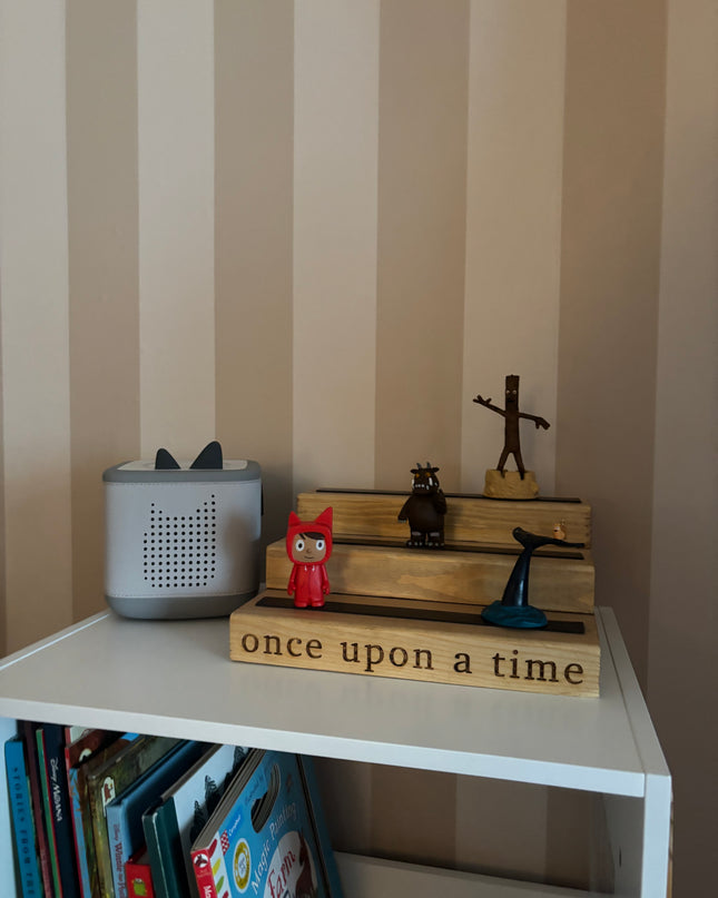 Small Engraved Tonies Character Shelf Stand