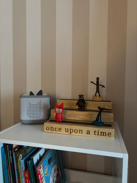 Small Engraved Tonies Character Shelf Stand