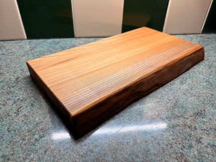 Oak Serving Chopping Board (Copy) The Rolling Cow