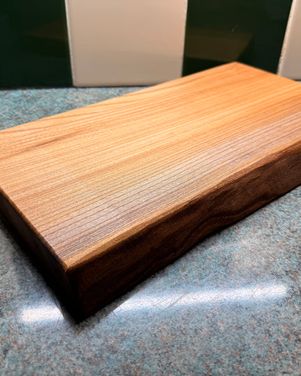Oak Serving Chopping Board (Copy) The Rolling Cow
